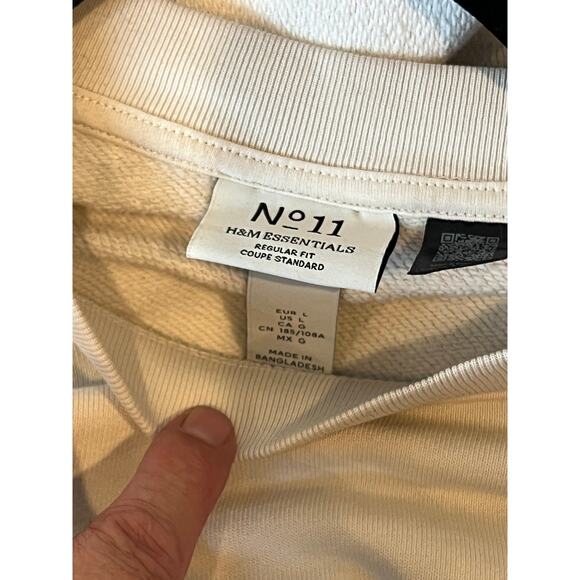 H&M No. 11 Thick Crewneck White Sweatshirt Mens L - Picture 4 of 4